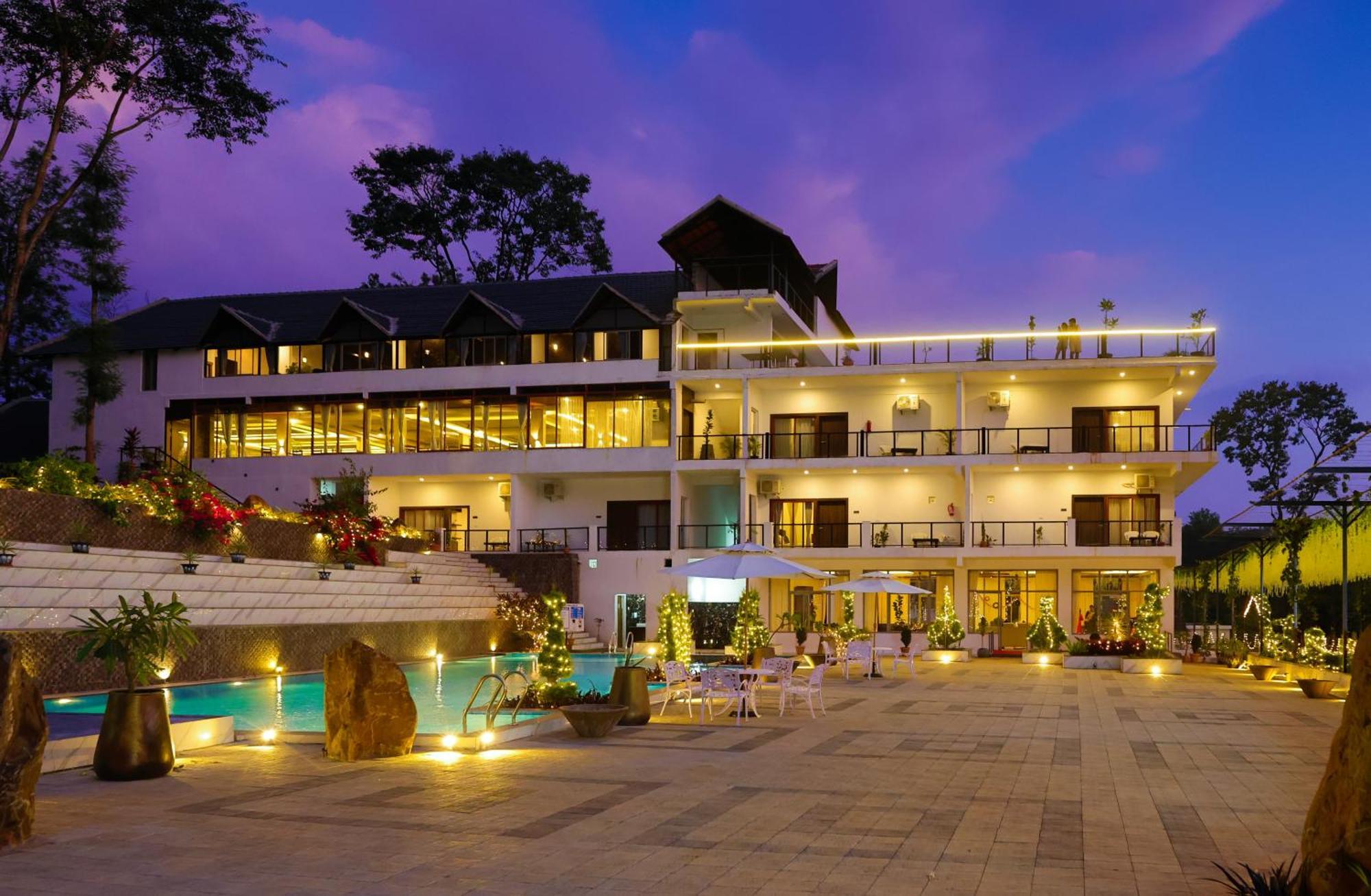 Hotel The Grand Retreat - Chikmagalūr Exterior foto