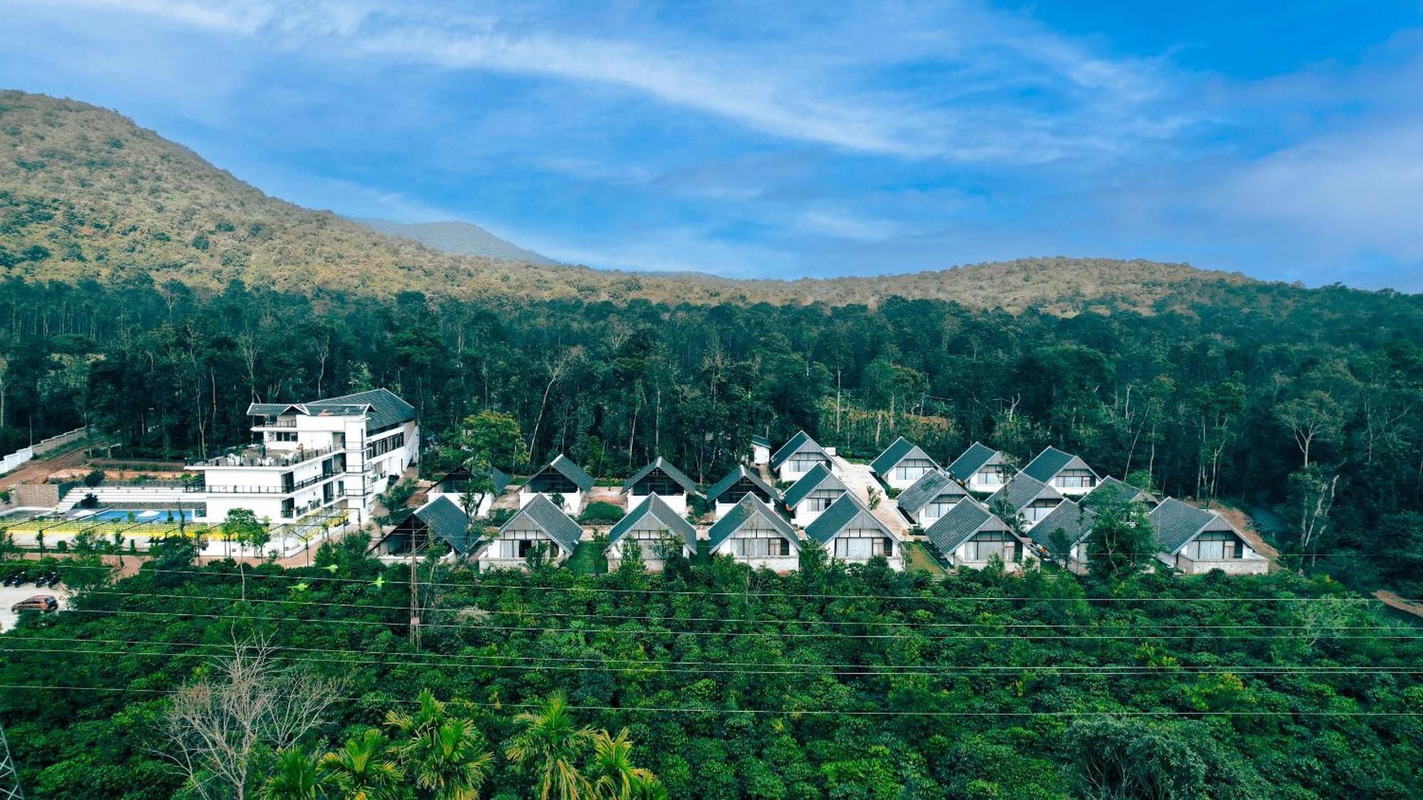 Hotel The Grand Retreat - Chikmagalūr Exterior foto